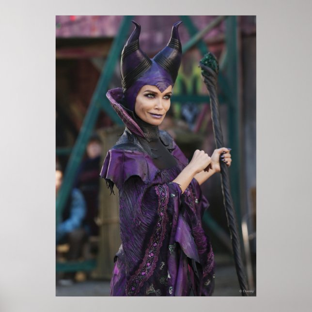 Maleficent Photo 1 Poster (Front)