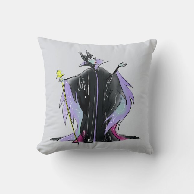 Maleficent | Strikes a Pose Throw Pillow (Front)