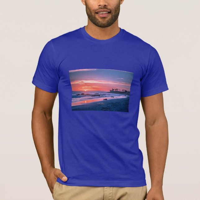 Malibu, CA picturesque photo T-Shirt (Front)