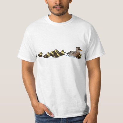 Mallard &amp; seven ducklings T-Shirt