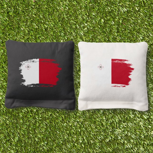 Malta flag cornhole bags (Grass)