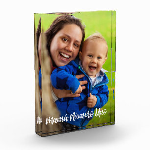 Mamá Número Uno Modern White Script Custom Photo Acrylic Award