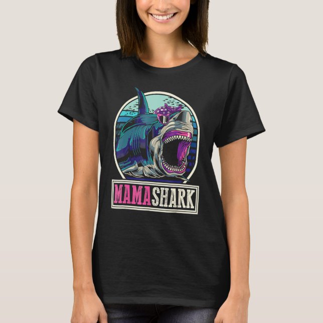 Mama Shark Ocean Mom Animal Sea Monster Mothers Da T-Shirt (Front)
