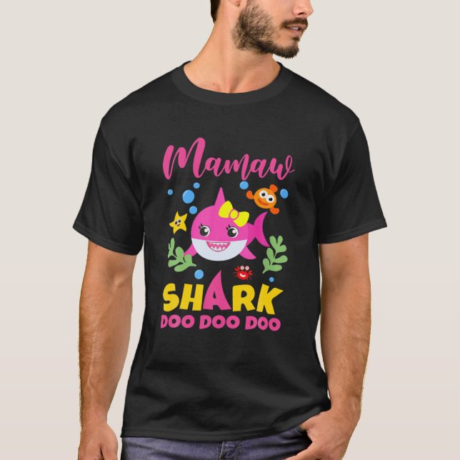 Mamaw Shark Gift Cute Baby Shark Family Matching T-Shirt (Front)
