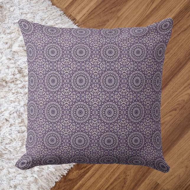 Mandala 8 Throw Pillow (Creator Uploaded)