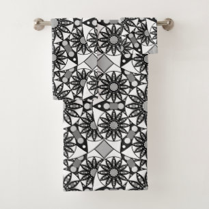 Mandala pattern, Black, White and Gray  Bath Towel