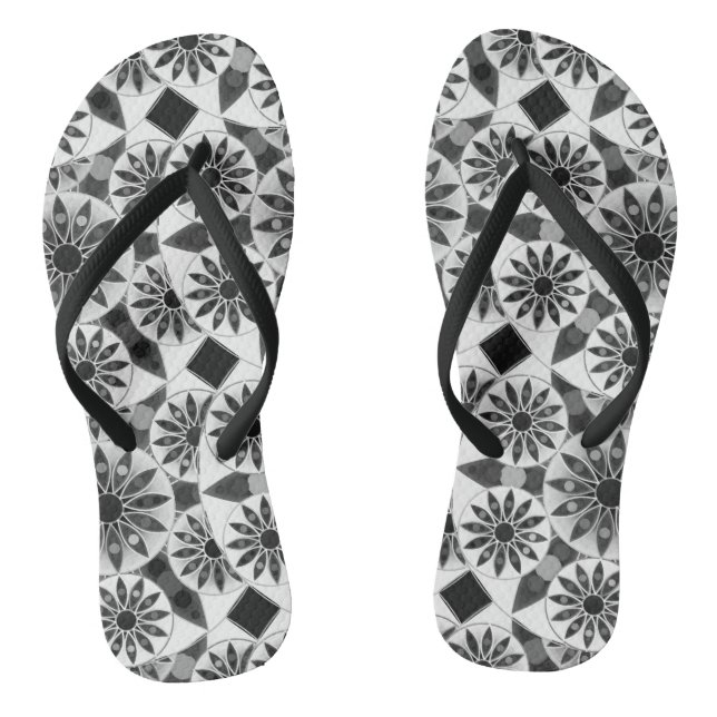 Mandala pattern , black, white and gray / grey flip flops (Footbed)