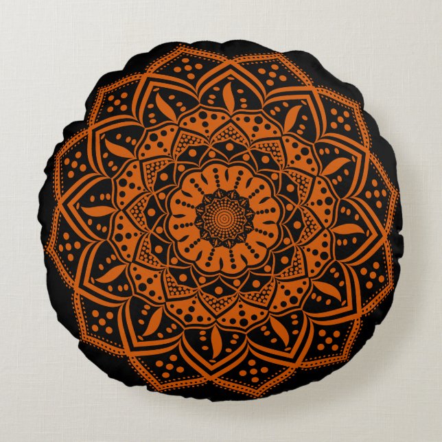 Mandala Round Pillow (Front)