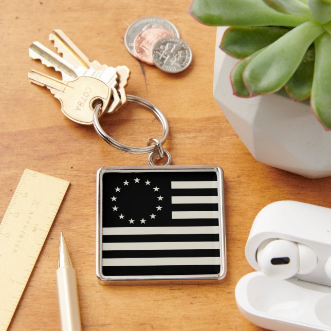 Manga, Betsy Ross Flag or Circle American Flag Keychain (Desk)