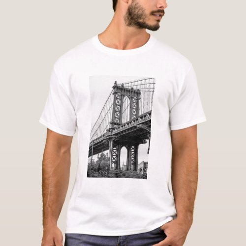 Manhattan Bridge in Black  White T_Shirt