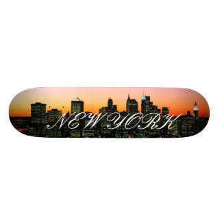 Manhattan Skyline at Twilight, New York picture... Skateboard Deck