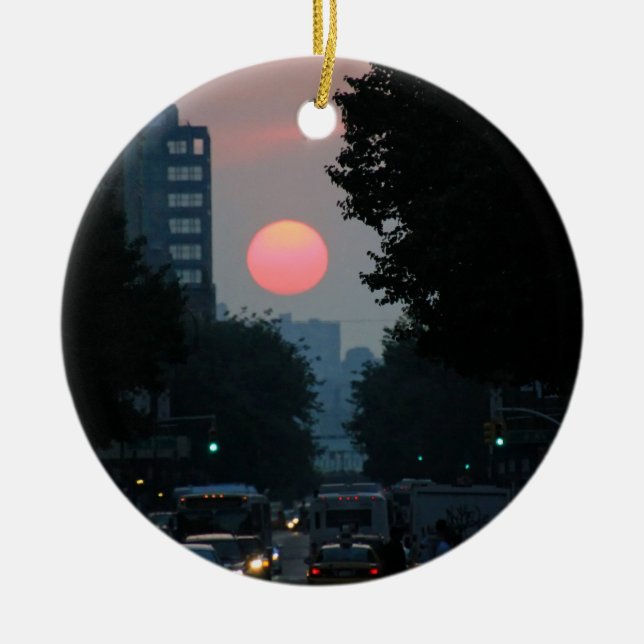 Manhattanhenge: setting pinkish orange sun ceramic ornament (Front)