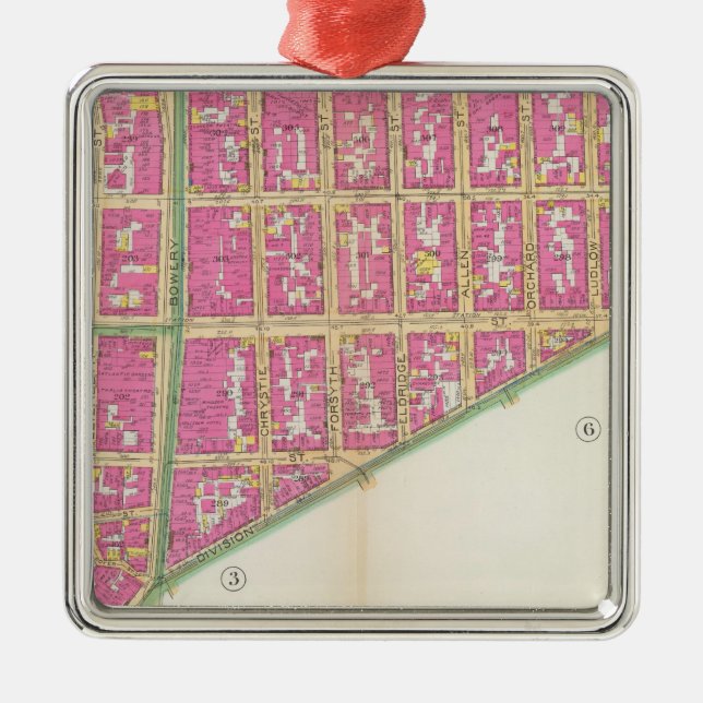 Manhatten, New York 20 Metal Ornament (Front)