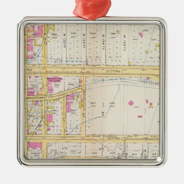 Manhatten, New York 6 Metal Ornament (Front)