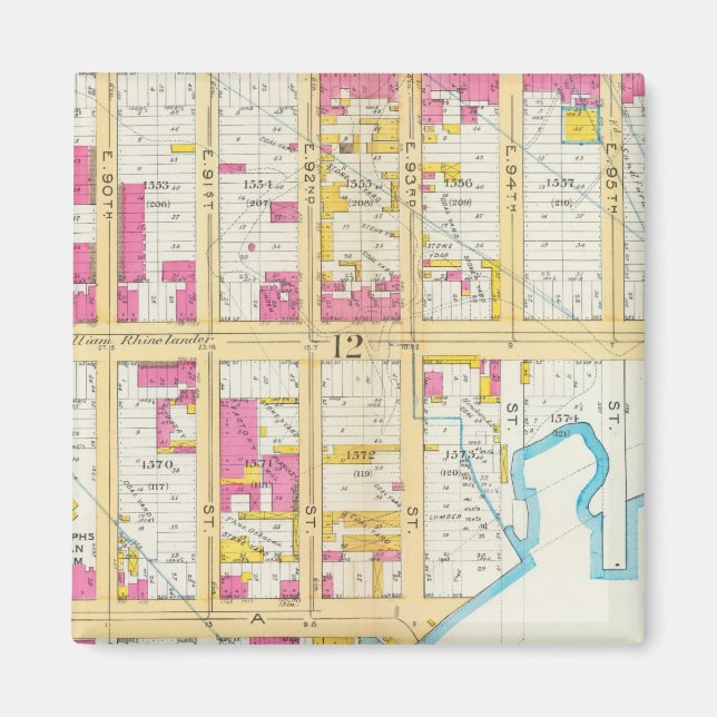 Manhatten, New York 8 Magnet (Front)