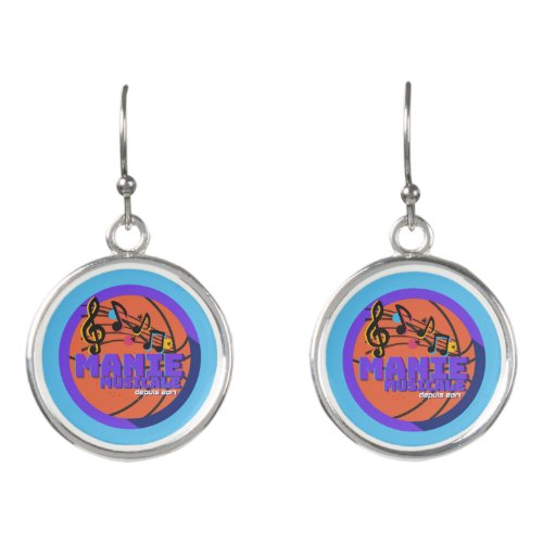 Manie Musicale Earrings with light blue background