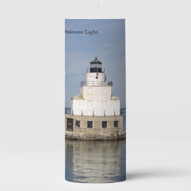 Manitowoc North Breakwater Light candle (Front)
