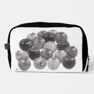Many apples +1 dopp kit