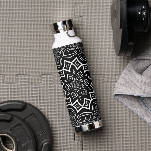 maori bw pattern water bottle (Gym)