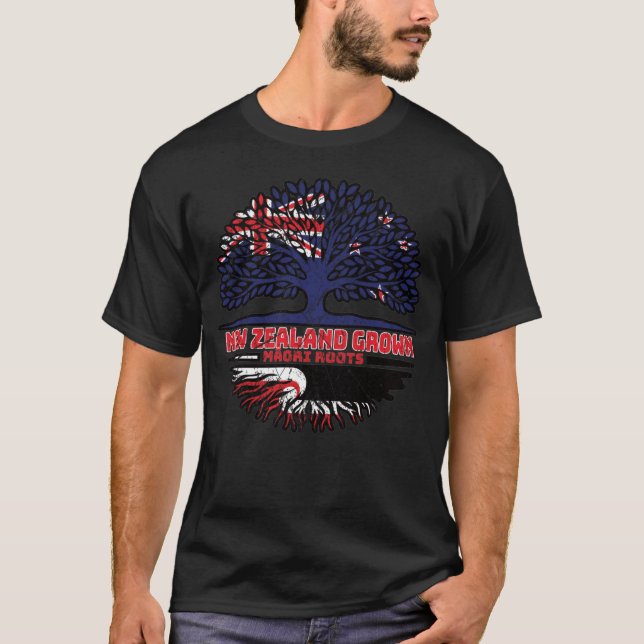 Maori New Zealander New Zealand Tree Roots Flag T-Shirt (Front)