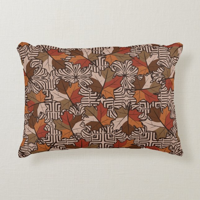 Maple Leaves Four-Finger Flower Pattern Accent Pillow (Front)