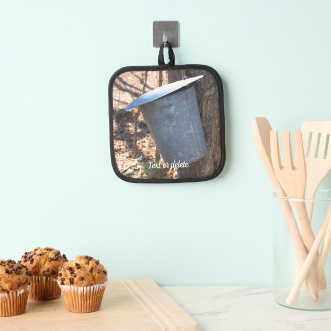 Maple Syrup Sap Bucket On Tree Personalized Pot Holder (Insitu(Hanging))