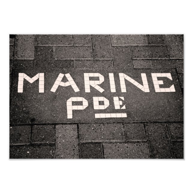 Marine Parade, Napier, New Zealand Photo Print (Front)