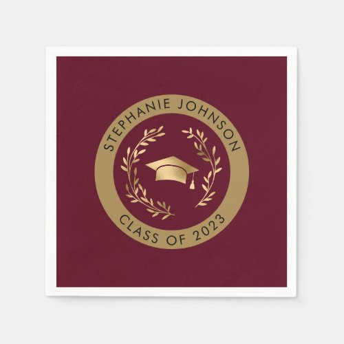 Maroon Gold Grad Cap Wreath Class of 2023 Party Napkins