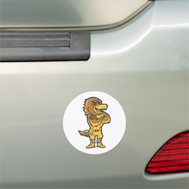 Marquette Golden Eagles Mascot Design Car Magnet (In Situ)