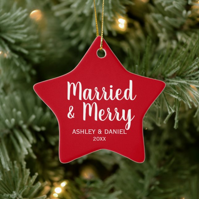 Married & Merry Newlywed Christmas Red Star Ceramic Ornament (Tree)
