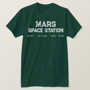 Mars Space Station Vintage Logo - Retro Sci-Fi Ast T-Shirt