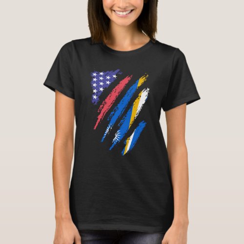 Marshall Islands American Patriot Grown Heart Flag T_Shirt