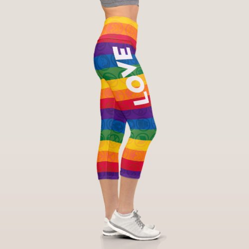 Marvel Super Hero Love Rainbow Brick Capri Leggings