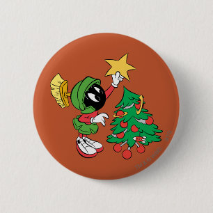 MARVIN THE MARTIAN™ putting star on tree Button
