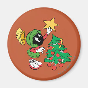 MARVIN THE MARTIAN™ putting star on tree Magnet