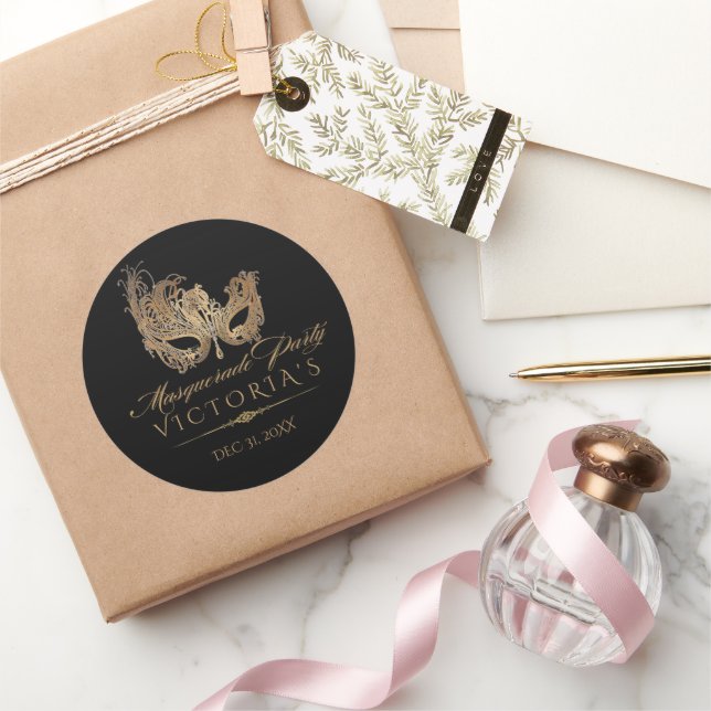 Masquerade Quinceanera Chic Black Gold Classic Round Sticker (Gifting)