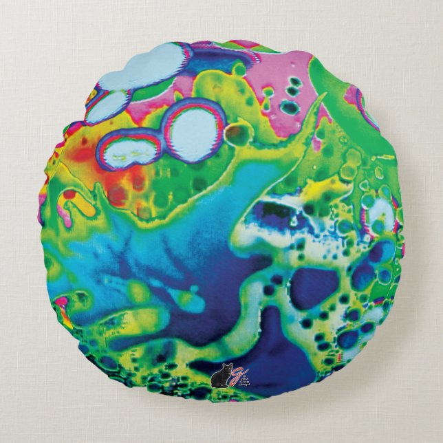 Masseuse Juice Round Pillow (Front)