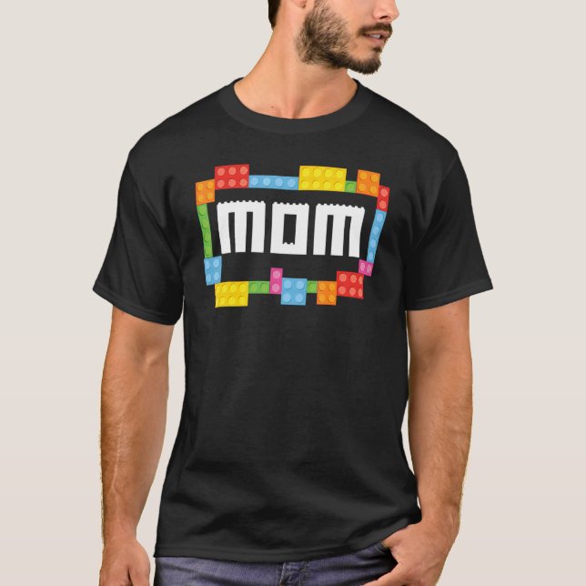 Master builder Mom Bricks Blocks Building Family S T-Shirt (Front)