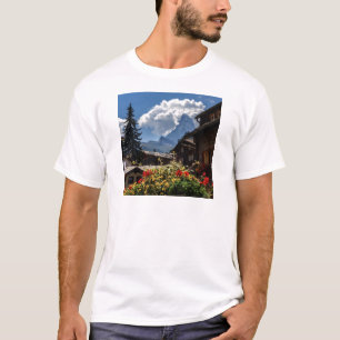 Matterhorn and Zermatt village houses, Switzerland T-Shirt