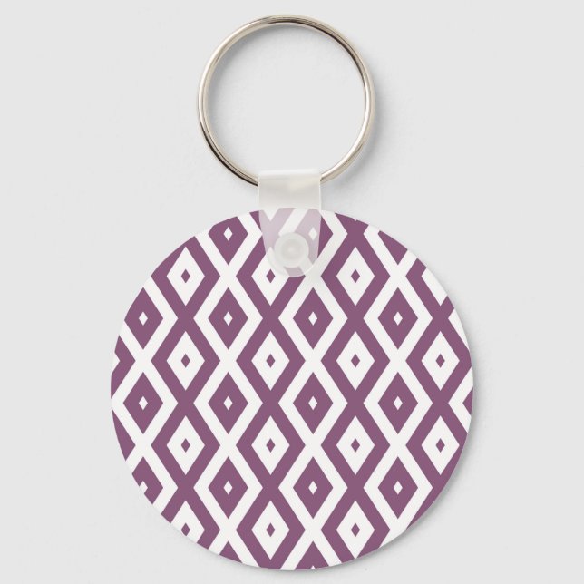 Mauve and white diamond pattern keychain (Front)