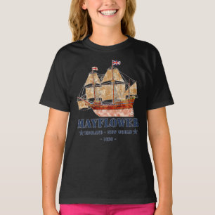 Mayflower Tall Ship - England to New World in 1620 T-Shirt