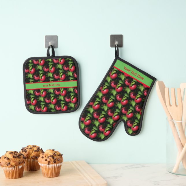 McIntosh Apples Nature Pattern Personalized Oven Mitt & Pot Holder Set (Insitu(Hanging))