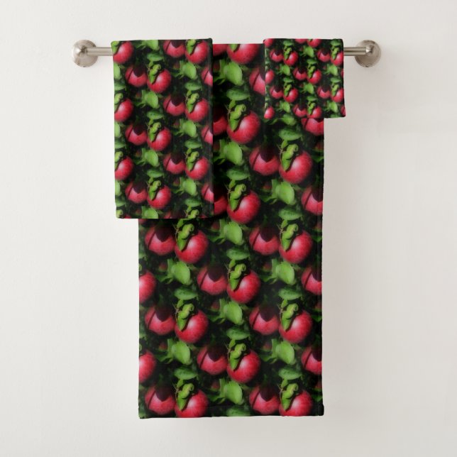McIntosh Apples On The Tree Nature Pattern     Bath Towel Set (Insitu)