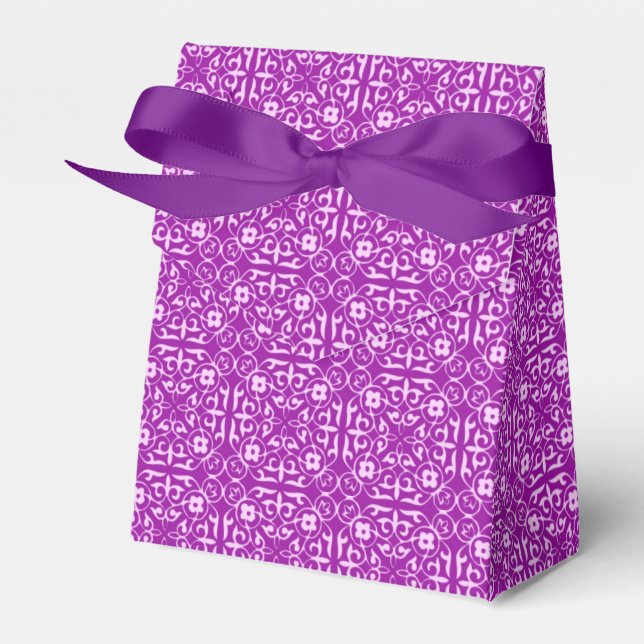 Medieval Damask pattern, amethyst purple Favor Boxes (Front Side)