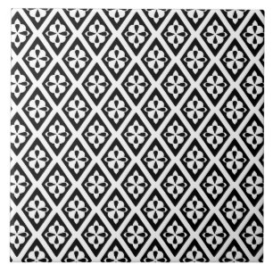 Medieval diamonds - black and white tile