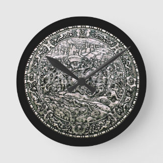 MEDIEVAL WAR SHIELD WALL CLOCK