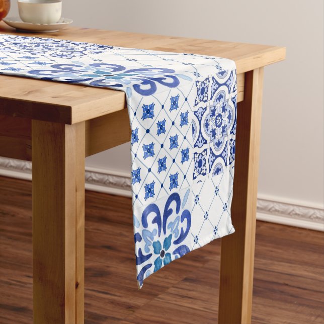Mediterranean,Amalfi style,simple squares       Short Table Runner (In Situ)