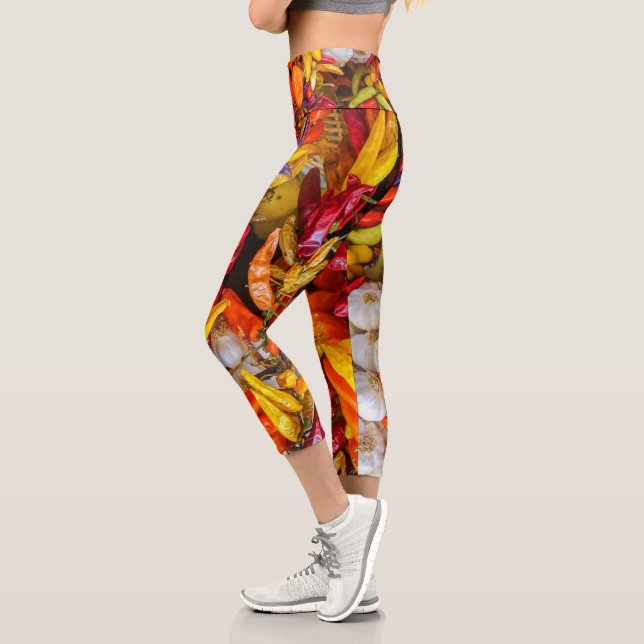 Mediterranean flavors capri leggings (Left)