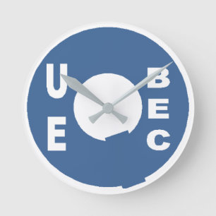 Medium Round Acrylic Clock DESIGN QUEBEC