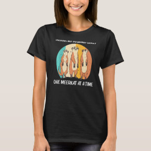 Meerkat For Women Mom Retro Wildlife Zoo Animal T-Shirt
